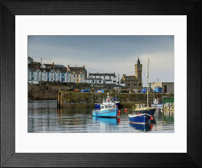 Framed Print : Porthleven, Cornwall, England, UK Framed Print : Porthleven, Cornwall, England, UK