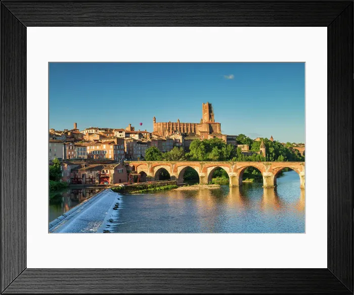Framed Print : River Tarn at Albi, UNESCO World Heritage Site, Midi-Pyrenees, Occitanie, France Framed Print : River Tarn at Albi, UNESCO World Heritage Site, Midi-Pyrenees, Occitanie, France