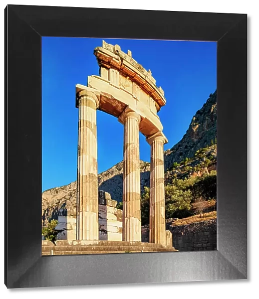 Tholos of Delphi, Temple of Athena Pronaia, sunrise, Delphi, Phocis, Greece