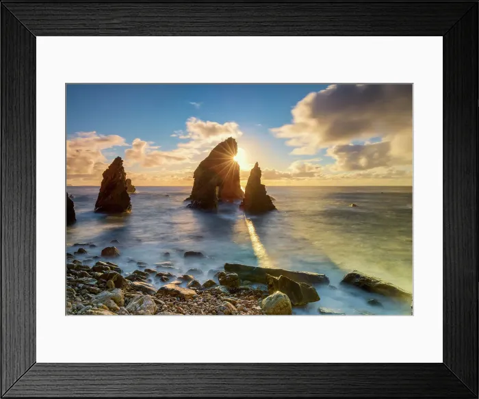 Framed Print : Sea arch Crohy Head, Dungloe, County Donegal, west coast of Ireland, Ireland, Europe Framed Print : Sea arch Crohy Head, Dungloe, County Donegal, west coast of Ireland, Ireland, Europe
