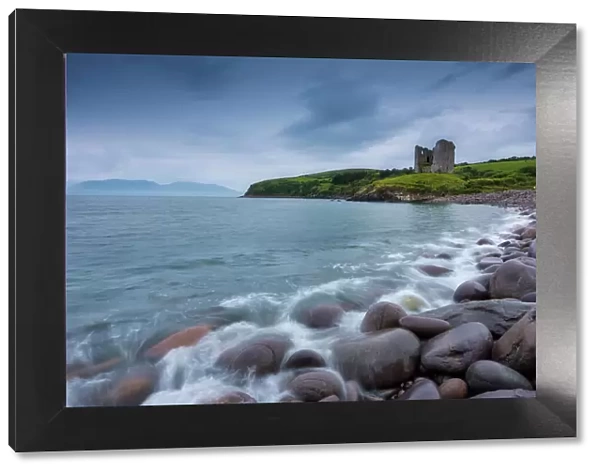 Minard castle ruins, Dingle, Dingle Peninsula, Wild Atlantic Way, County Kerry, Munster Province, west coast of Ireland, Ireland, Europe
