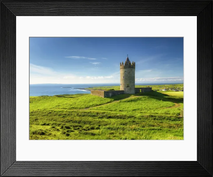 Framed Print : Doonagore Castle, Doolin, Wild Atlantic Way, Co Clare, west coast of Ireland, Ireland Framed Print : Doonagore Castle, Doolin, Wild Atlantic Way, Co Clare, west coast of Ireland, Ireland