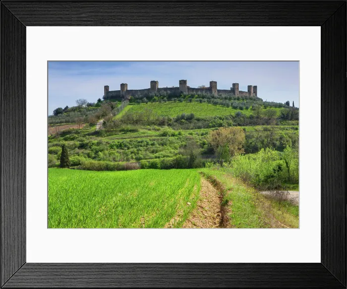 Framed Print : Italy, Tuscany, Monteriggioni old town, city wall Framed Print : Italy, Tuscany, Monteriggioni old town, city wall