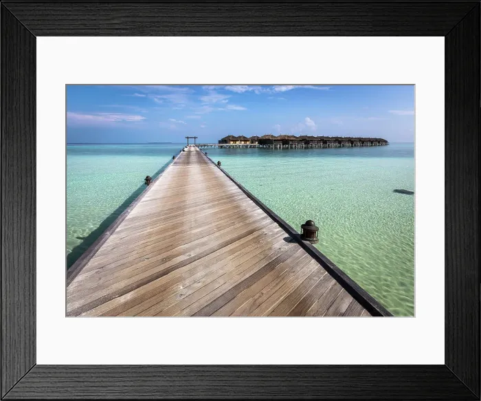 Framed Print : Maldives, Ari Atoll, Moofushi, Constance Moofushi Maldives, Deck to Water Willas Framed Print : Maldives, Ari Atoll, Moofushi, Constance Moofushi Maldives, Deck to Water Willas