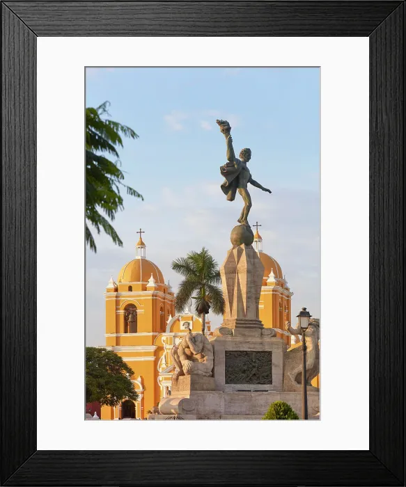 Framed Print : The Cathedral Basilica of St. Mary and the Freedom Monument in the Plaza de Armas'of Trujillo, La Libertad, Peru Framed Print : The Cathedral Basilica of St. Mary and the Freedom Monument in the Plaza de Armas'of Trujillo, La Libertad, Peru