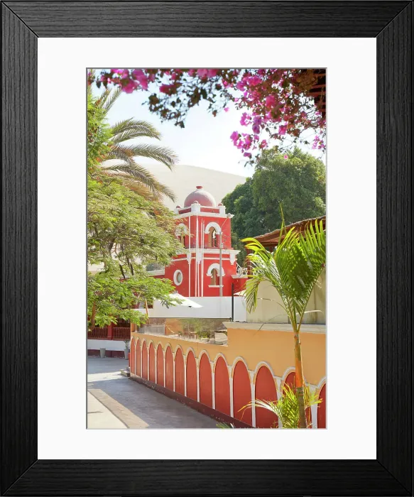 Framed Print : The colonial architecture style Hotel Mossone at the Oasis of Huacachina, Ica, Peru Framed Print : The colonial architecture style Hotel Mossone at the Oasis of Huacachina, Ica, Peru