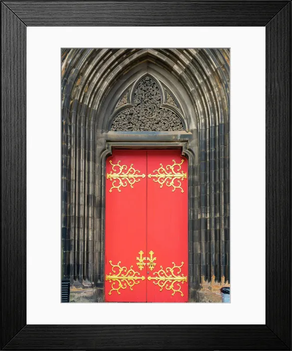Framed Print : Red door of Tolbooth Kirk Church at Royal Mile, UNESCO, Old Town, Edinburgh, Lothian, Scotland, UK Framed Print : Red door of Tolbooth Kirk Church at Royal Mile, UNESCO, Old Town, Edinburgh, Lothian, Scotland, UK