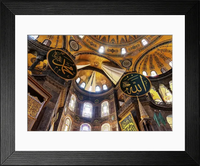Framed Print : Hagia Sofia (Byzantine basilica and UNESCO World Heritage Site), Sultanahmet, Istanbul, Turkey Framed Print : Hagia Sofia (Byzantine basilica and UNESCO World Heritage Site), Sultanahmet, Istanbul, Turkey