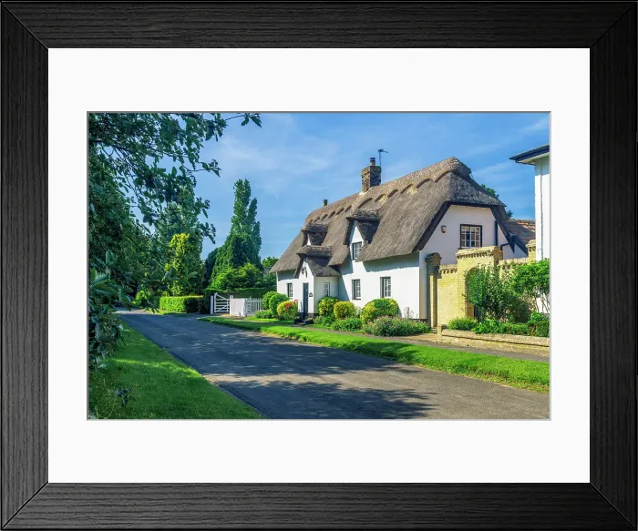 Framed Print : UK, England, Cambridgeshire, Elsworth, Traditional thatched cottage Framed Print : UK, England, Cambridgeshire, Elsworth, Traditional thatched cottage