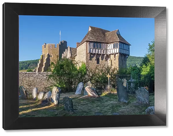 UK, England, Shropshire, Stokesay Castle, a fortified manor house