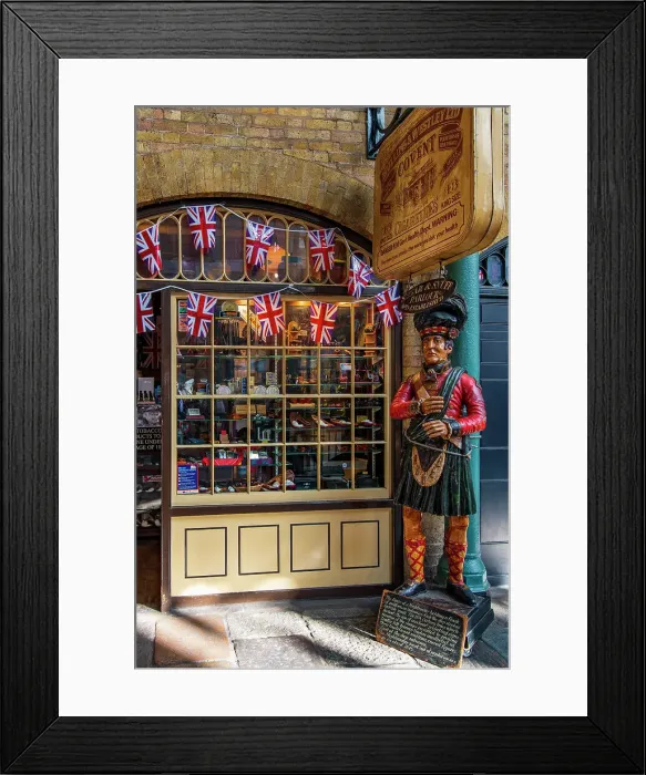 Framed Print : UK, England, London, Covent Garden Framed Print : UK, England, London, Covent Garden