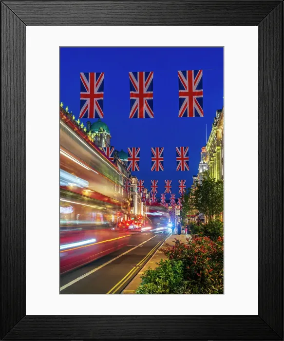 Framed Print : UK, England, London, Regent Street Framed Print : UK, England, London, Regent Street