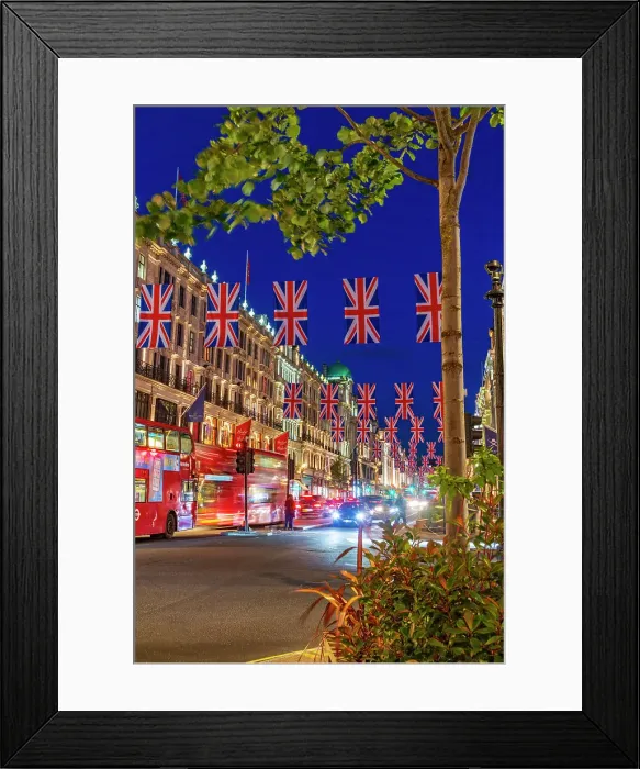 Framed Print : UK, England, London, Regent Street Framed Print : UK, England, London, Regent Street