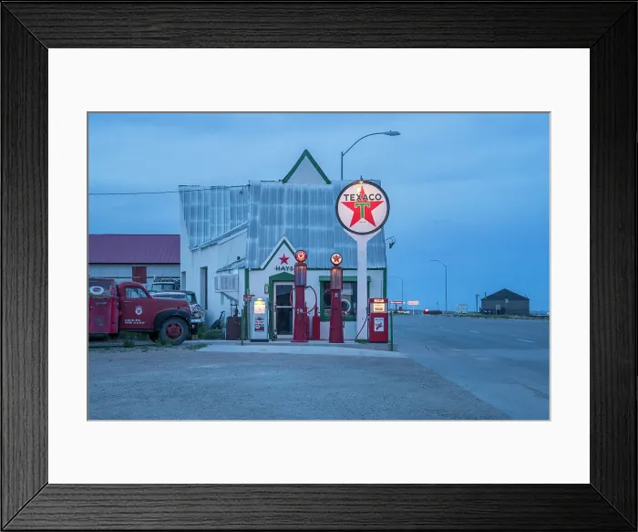 Framed Print : USA, Wyoming, Rawlins, Texaco Station Framed Print : USA, Wyoming, Rawlins, Texaco Station