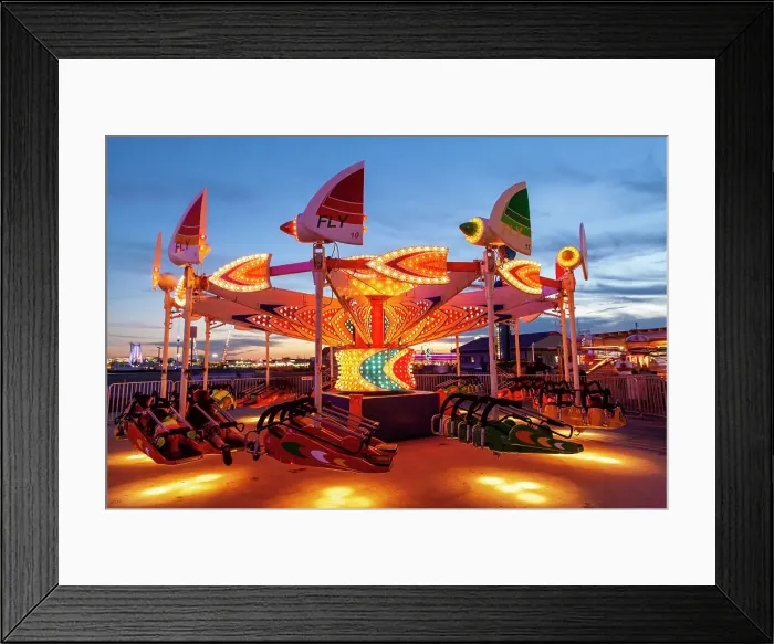 Framed Print : Ferris wheel at dusk at Wildwood at boardwalk, a popular resort destination on the New Jersey shore Framed Print : Ferris wheel at dusk at Wildwood at boardwalk, a popular resort destination on the New Jersey shore