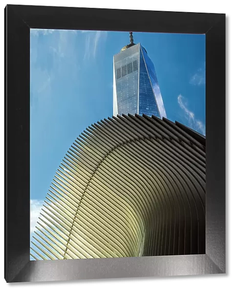 World Trade Center station (PATH), known also as Oculus, designed by architect Santiago Calatrava with One World Trade Center behind, Manhattan, New York, USA