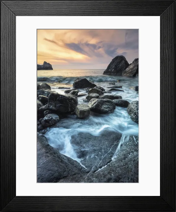 Framed Print : The waves form a heart on the cliffs of Byron Cave, municipality of Portovenere, La Spezia province, Liguria, Italy Framed Print : The waves form a heart on the cliffs of Byron Cave, municipality of Portovenere, La Spezia province, Liguria, Italy