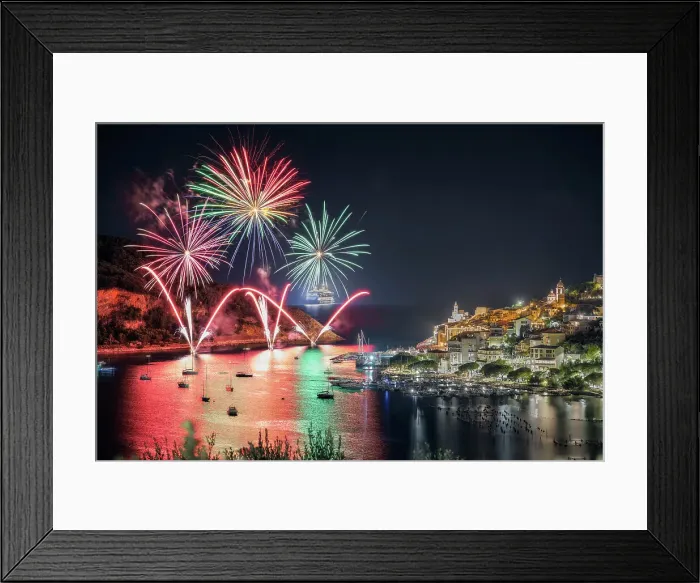 Framed Print : Fireworks during the Minaccia bel Tempo event in Portovenere, La Spezia province, Liguria, Italy Framed Print : Fireworks during the Minaccia bel Tempo event in Portovenere, La Spezia province, Liguria, Italy