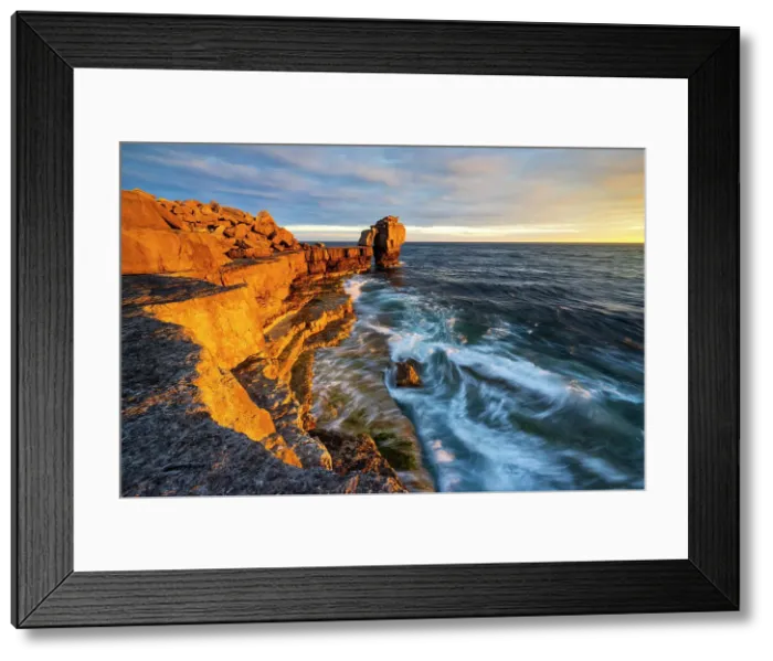 Framed Print : Pulpit rock at Portland Bill during sunset, Isle of Portland, Dorset, United Kingdom Framed Print : Pulpit rock at Portland Bill during sunset, Isle of Portland, Dorset, United Kingdom