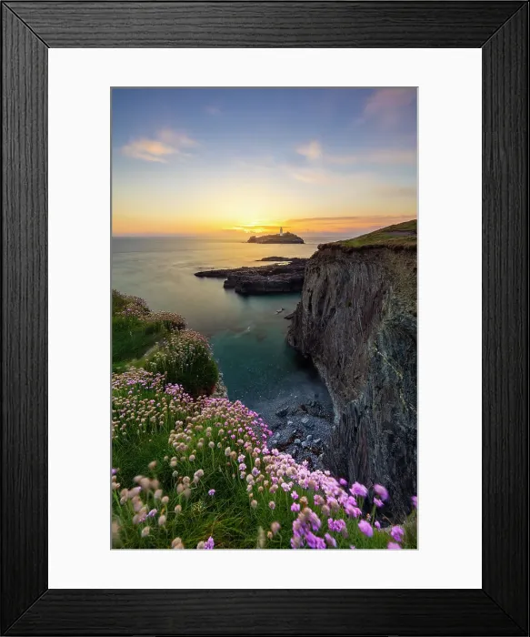 Framed Print : Godrevy lighthouse at sunset, Godrevy island, Cornwall, United Kingdom Framed Print : Godrevy lighthouse at sunset, Godrevy island, Cornwall, United Kingdom