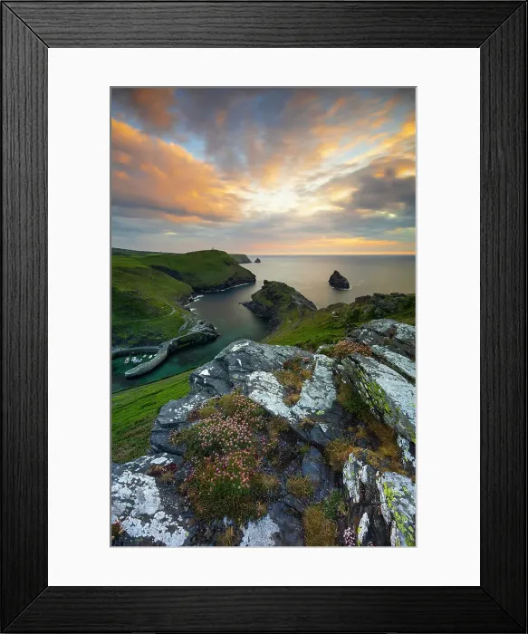 Framed Print : Boscastle Cliffs at sunset, Boscastle, Forraburry and Minster, Cornwall, United Kingdom