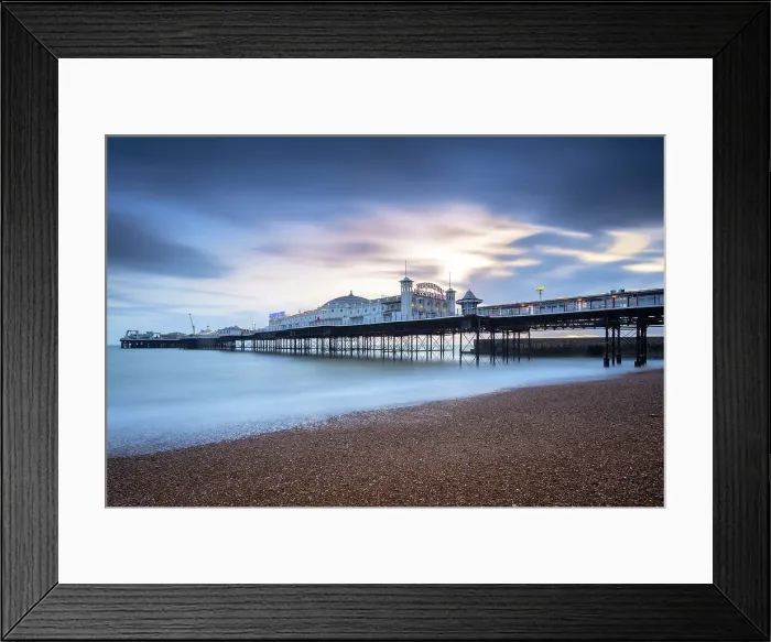 Framed Print : View of the Palace pier at sunset. Brighton, East Sussex, Southern England, United Kingdom Framed Print : View of the Palace pier at sunset. Brighton, East Sussex, Southern England, United Kingdom