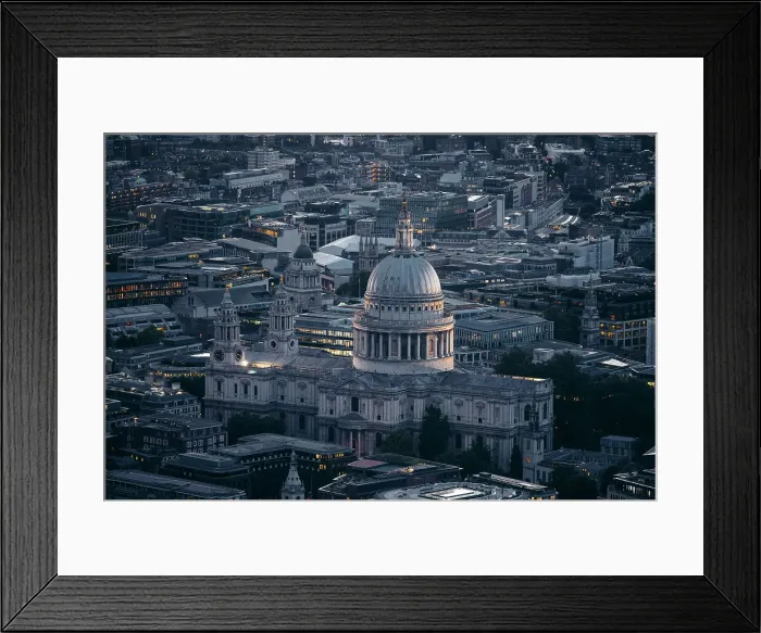 Framed Print : High view of the city of london with St Paul Church, London, United Kingdom Framed Print : High view of the city of london with St Paul Church, London, United Kingdom