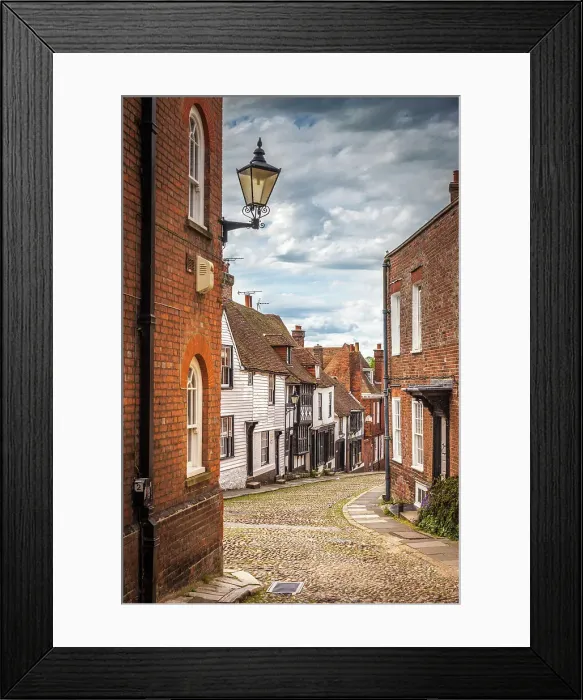 Framed Print : Old town lane in Rye, East Sussex, England Framed Print : Old town lane in Rye, East Sussex, England
