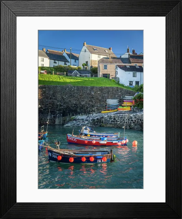 Framed Print : The little harbor at Coverack, Lizard Peninsula, Cornwall, England Framed Print : The little harbor at Coverack, Lizard Peninsula, Cornwall, England
