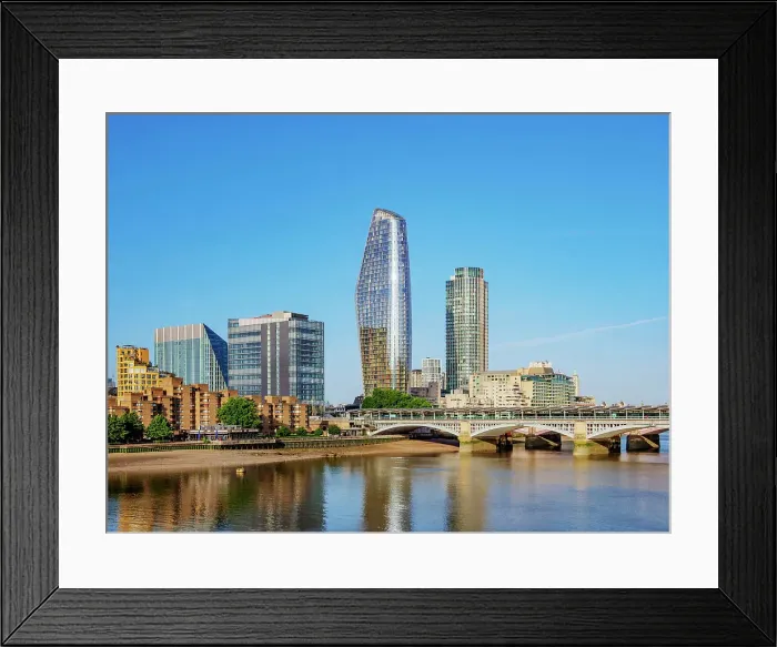 Framed Print : View over the River Thames towards the One Blackfriars and South Bank Tower, London, England, United Kingdom Framed Print : View over the River Thames towards the One Blackfriars and South Bank Tower, London, England, United Kingdom
