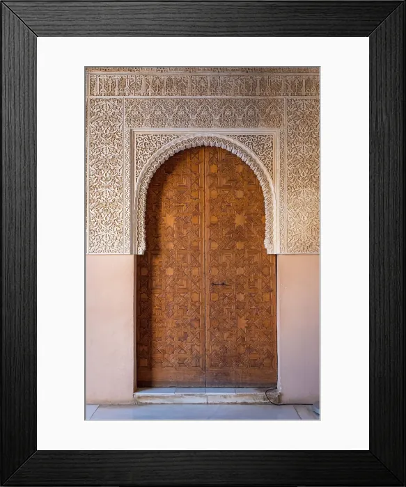 Framed Print : Patio de los Leones, Nasrid Palaces, Alhambra Palace, Granada Province, Andalusia, Spain Framed Print : Patio de los Leones, Nasrid Palaces, Alhambra Palace, Granada Province, Andalusia, Spain
