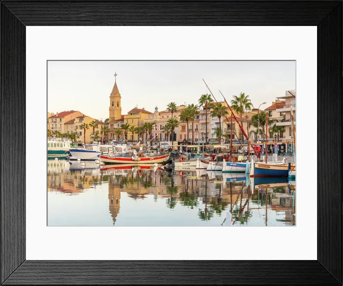 Framed Print : The Harbour at Sanary-sur-Mer, Provence-Alpes-Cote d'Azur, France