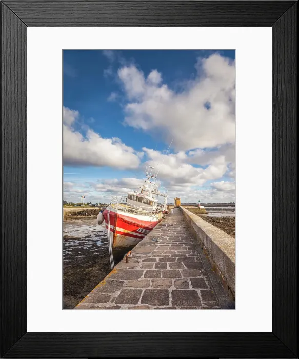 Framed Print : Fishing boats in Barfleur Harbour, Cotentin Peninsula, Manche, Normandy, France Framed Print : Fishing boats in Barfleur Harbour, Cotentin Peninsula, Manche, Normandy, France