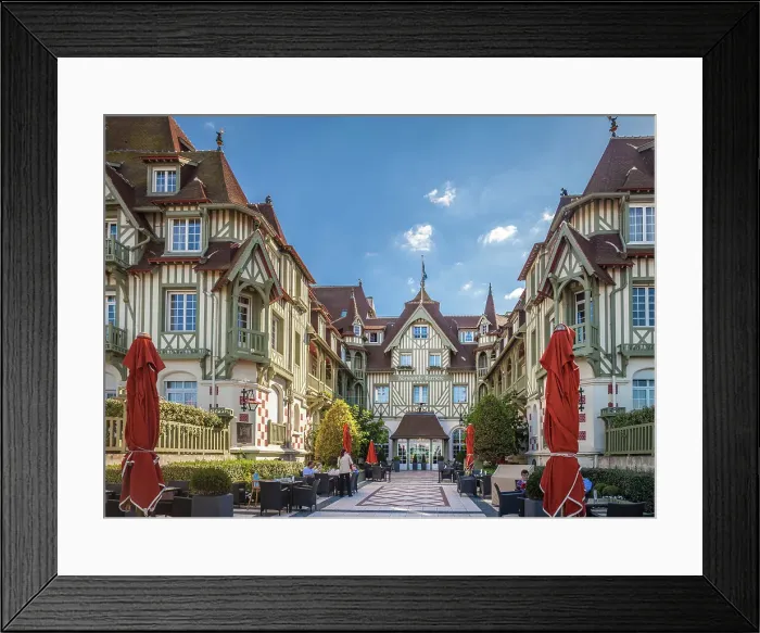 Framed Print : Historic Hotel Normandy on the seafront of Deauville, Calvados, Normandy, France Framed Print : Historic Hotel Normandy on the seafront of Deauville, Calvados, Normandy, France