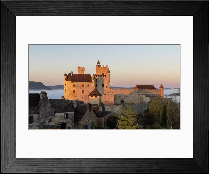 Framed Print : France, Dordogne, Perigord Noir, Dordogne valley, Beynac et Cazenac, labelled Les Plus Beaux Villages de France (The Most Beautiful Villages of France) Framed Print : France, Dordogne, Perigord Noir, Dordogne valley, Beynac et Cazenac, labelled Les Plus Beaux Villages de France (The Most Beautiful Villages of France)