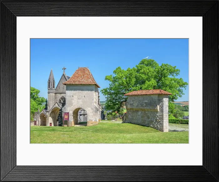 Framed Print : Porte de France and Chapelle Castrale, Vaucouleurs, Meuse, Lorraine, Alsace-Champagne-Ardenne-Lorraine, Grand Est, France