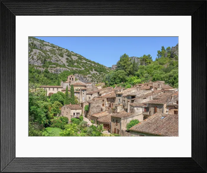 Framed Print : Saint-Guilhem-le-Desert, Herault, Languedoc-Roussillon, Occitanie, France