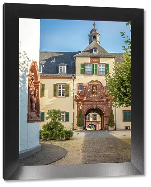 Entrance portal to the inner courtyard of Bad Homburg Castle, Taunus, Hesse, Germany