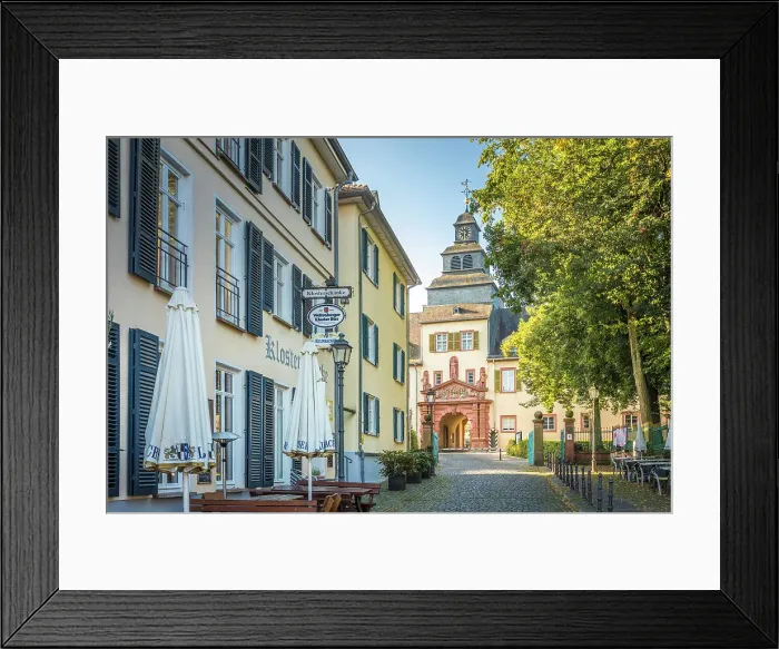 Framed Print : Klostersch√§nke in the Herrngasse and portal of the castle church Bad Homburg vor der Hohe, Taunus, Hesse, Germany Framed Print : Klostersch√§nke in the Herrngasse and portal of the castle church Bad Homburg vor der Hohe, Taunus, Hesse, Germany
