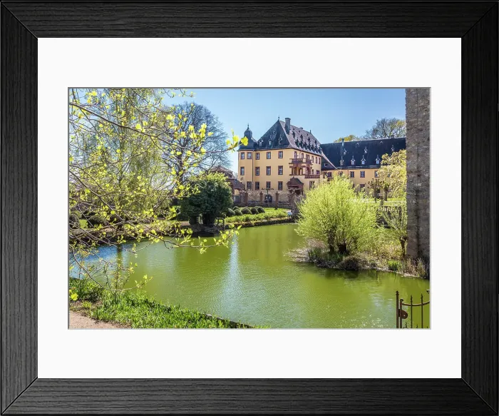 Framed Print : Vollrads Castle near Oestrich-Winkel, Rheingau, Hesse, Germany Framed Print : Vollrads Castle near Oestrich-Winkel, Rheingau, Hesse, Germany