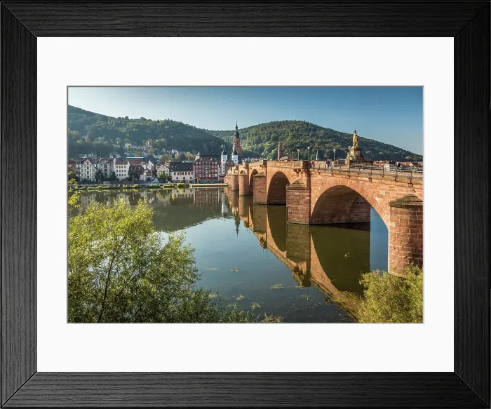 Framed Print : Old Neckar Bridge overlooking the old town of Heidelberg, Baden-Wurttemberg, Germany Framed Print : Old Neckar Bridge overlooking the old town of Heidelberg, Baden-Wurttemberg, Germany