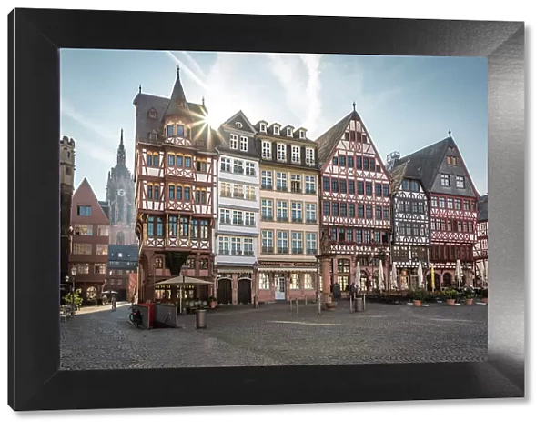 Romerberg square with historic half-timbered houses and Kaiserdom, Frankfurt, Hesse, Germany