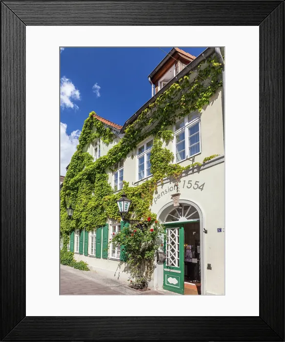Framed Print : Historical inn in the old town of Wismar, Mecklenburg-West Pomerania, Baltic Sea, Northern Germany, Germany Framed Print : Historical inn in the old town of Wismar, Mecklenburg-West Pomerania, Baltic Sea, Northern Germany, Germany