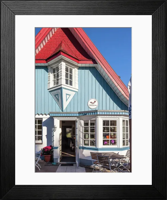 Framed Print : Traditional wooden house in the Baltic Sea resort of Boltenhagen, Mecklenburg-Western Pomerania, Baltic Sea, Northern Germany, Germany Framed Print : Traditional wooden house in the Baltic Sea resort of Boltenhagen, Mecklenburg-Western Pomerania, Baltic Sea, Northern Germany, Germany