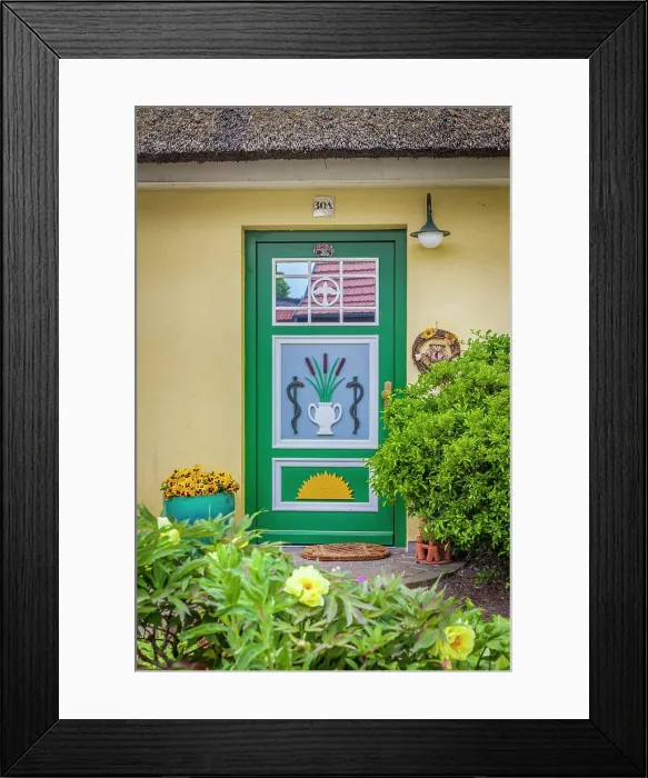Framed Print : Painted wooden door on a beautiful, old thatched roof house in Born am Darss, Mecklenburg-West Pomerania, Baltic Sea, North Germany, Germany Framed Print : Painted wooden door on a beautiful, old thatched roof house in Born am Darss, Mecklenburg-West Pomerania, Baltic Sea, North Germany, Germany