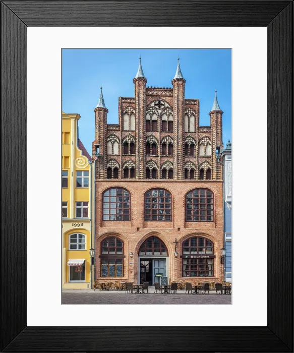 Framed Print : Historic brick house in the old town of Stralsund, Mecklenburg-West Pomerania, Baltic Sea, Northern Germany, Germany Framed Print : Historic brick house in the old town of Stralsund, Mecklenburg-West Pomerania, Baltic Sea, Northern Germany, Germany