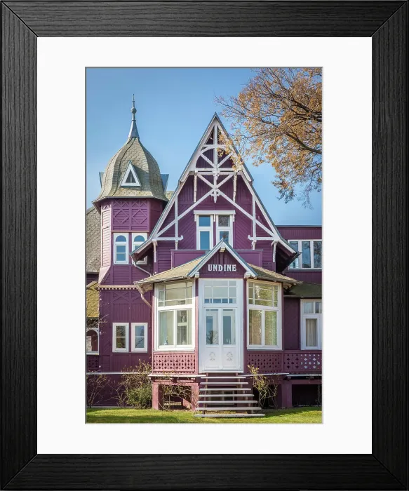 Framed Print : Old villa on the waterfront in Binz on Ruegen, Mecklenburg-Western Pomerania, Baltic Sea, North Germany, Germany Framed Print : Old villa on the waterfront in Binz on Ruegen, Mecklenburg-Western Pomerania, Baltic Sea, North Germany, Germany