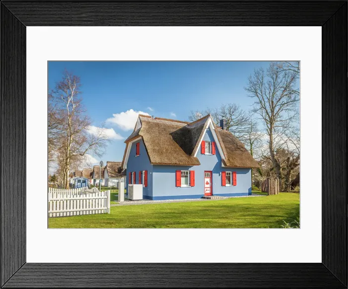 Framed Print : Idyllic blue thatched cottage in Wieck am Darss, Mecklenburg-West Pomerania, Baltic Sea, North Germany, Germany Framed Print : Idyllic blue thatched cottage in Wieck am Darss, Mecklenburg-West Pomerania, Baltic Sea, North Germany, Germany