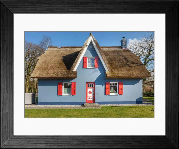 Framed Print : Idyllic blue thatched cottage in Wieck am Darss, Mecklenburg-West Pomerania, Baltic Sea, North Germany, Germany Framed Print : Idyllic blue thatched cottage in Wieck am Darss, Mecklenburg-West Pomerania, Baltic Sea, North Germany, Germany
