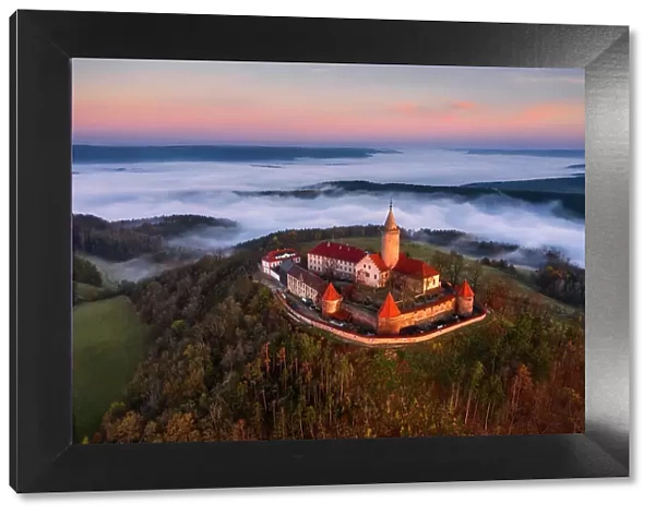 Leuchtenburg - Leuchtenburg Castle, Seitenroda, Thuringia, Germany
